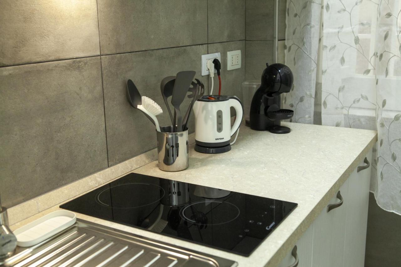 Apartmán Na' Stanza In Piazza Neapol Exteriér fotografie