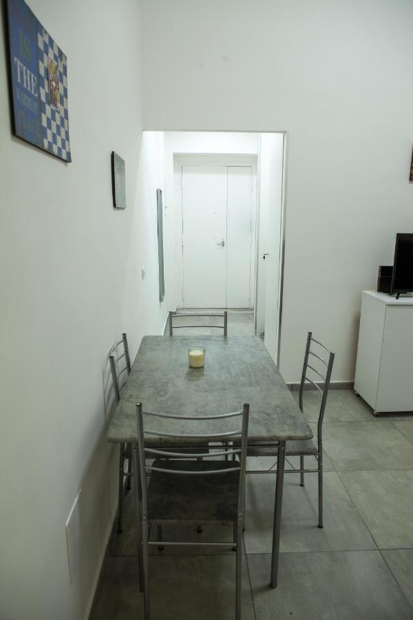 Apartmán Na' Stanza In Piazza Neapol Exteriér fotografie
