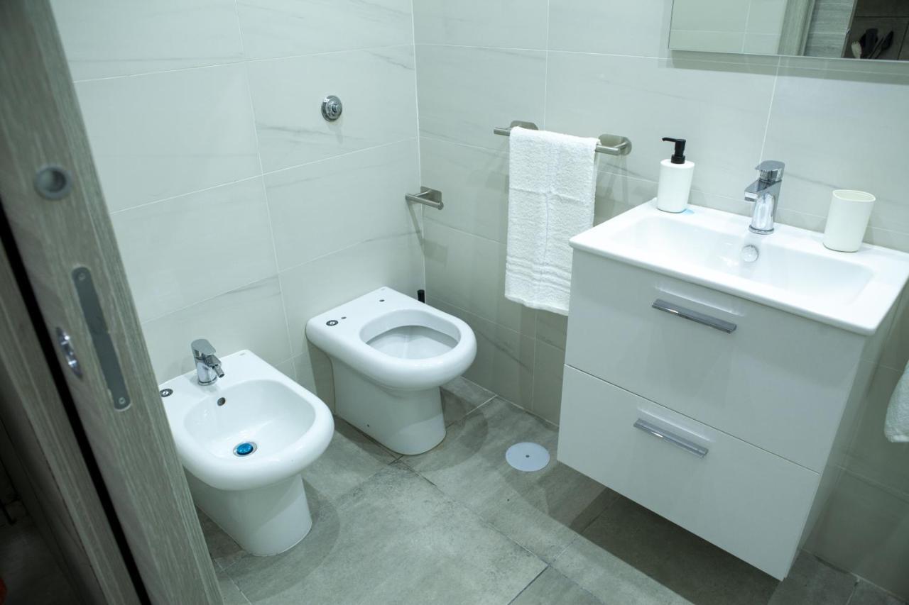 Apartmán Na' Stanza In Piazza Neapol Exteriér fotografie