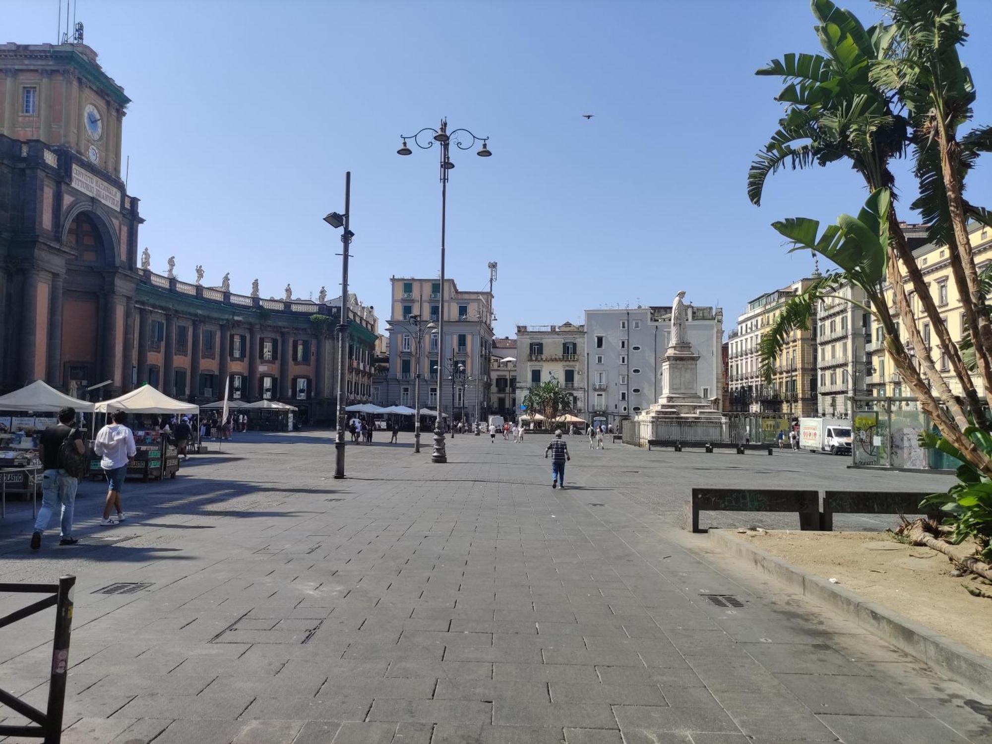 Apartmán Na' Stanza In Piazza Neapol Exteriér fotografie
