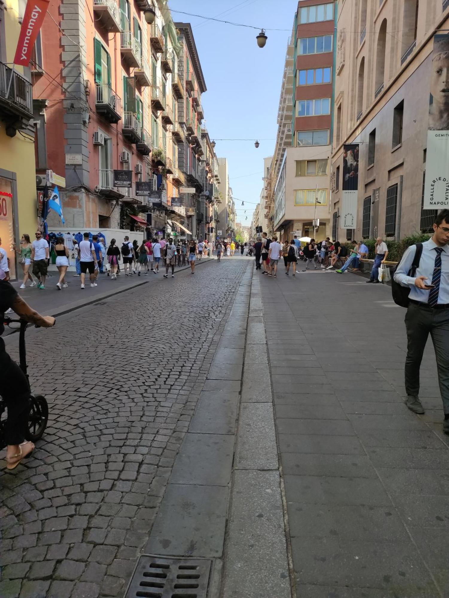 Apartmán Na' Stanza In Piazza Neapol Exteriér fotografie
